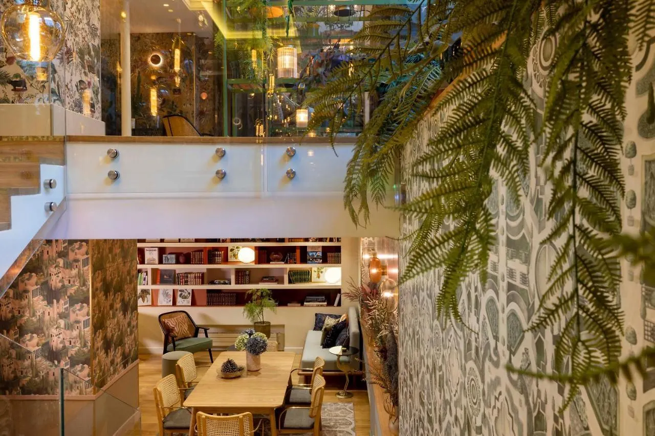 Otel Jardin De Cluny Paris