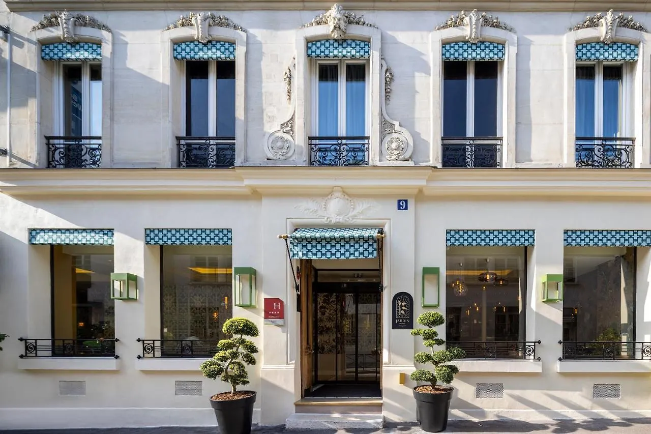 Jardin De Cluny Otel Paris
