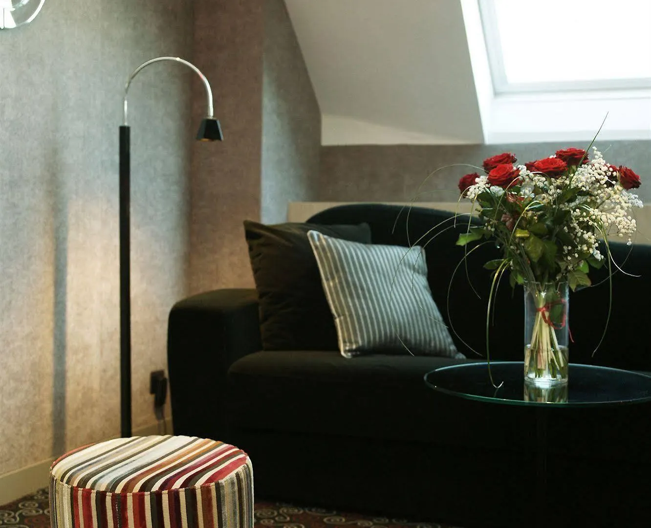 Hotel Jardin De Cluny 4*